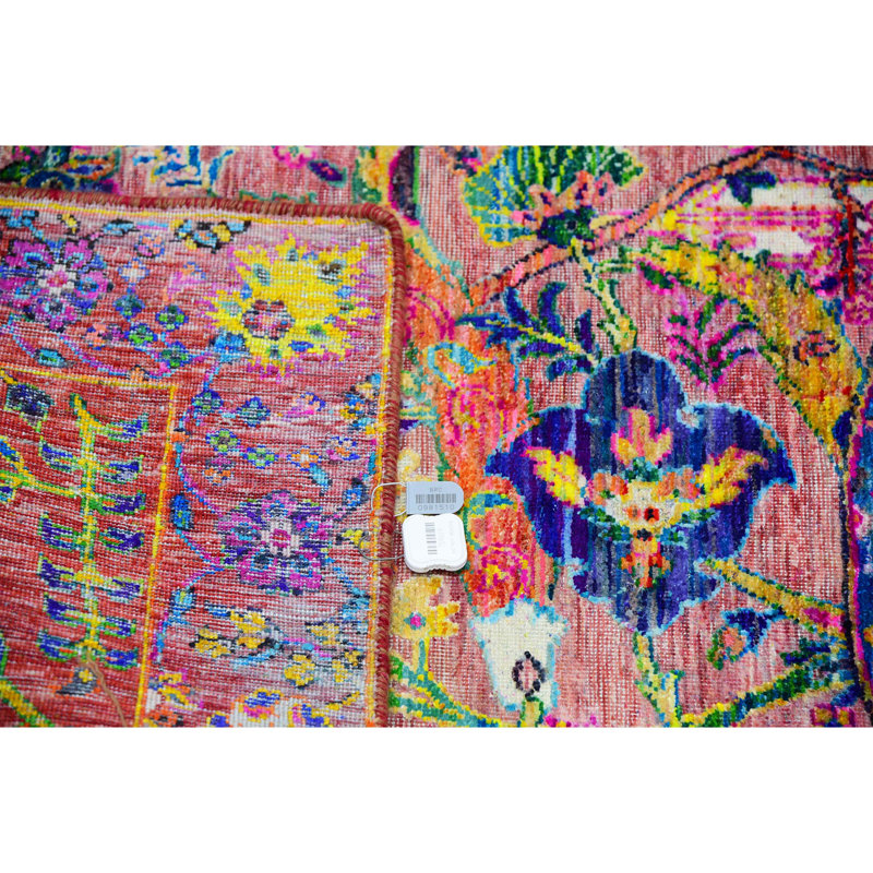 Oriental Area Rug in Rose, Rectangle 6' x 9'