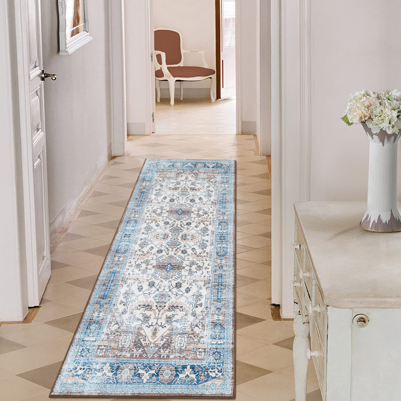 Ridwanah Washable Floral Indoor Rug, Runner 2' x 6'