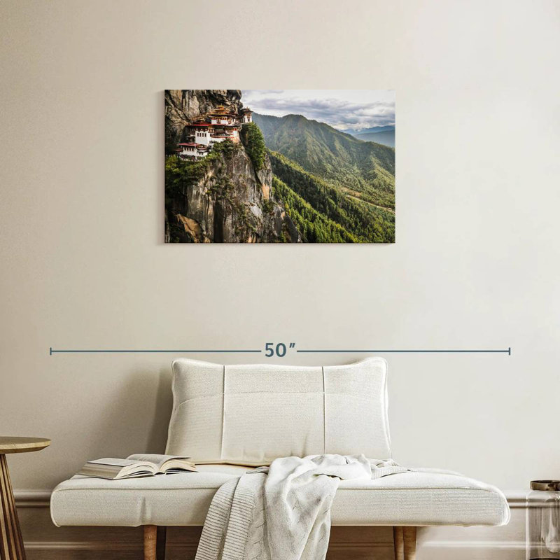 Temple bouddhiste Adella Paro Taktsang, H 20 po x l 30 po