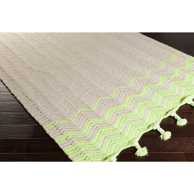 Veasley Chevron Indoor Rug, Rectangle 4' x 6'