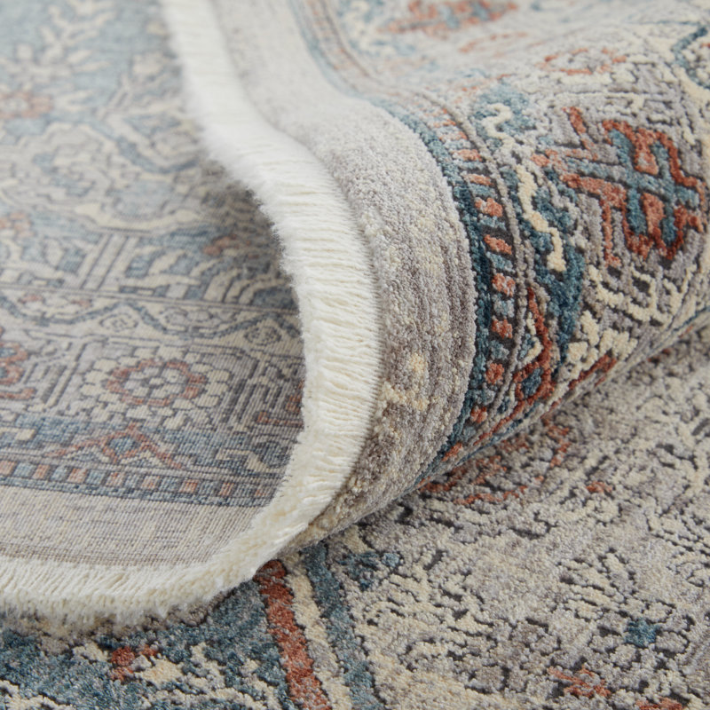 Oriental Indoor Rug, Rectangle 4' x 5'3"