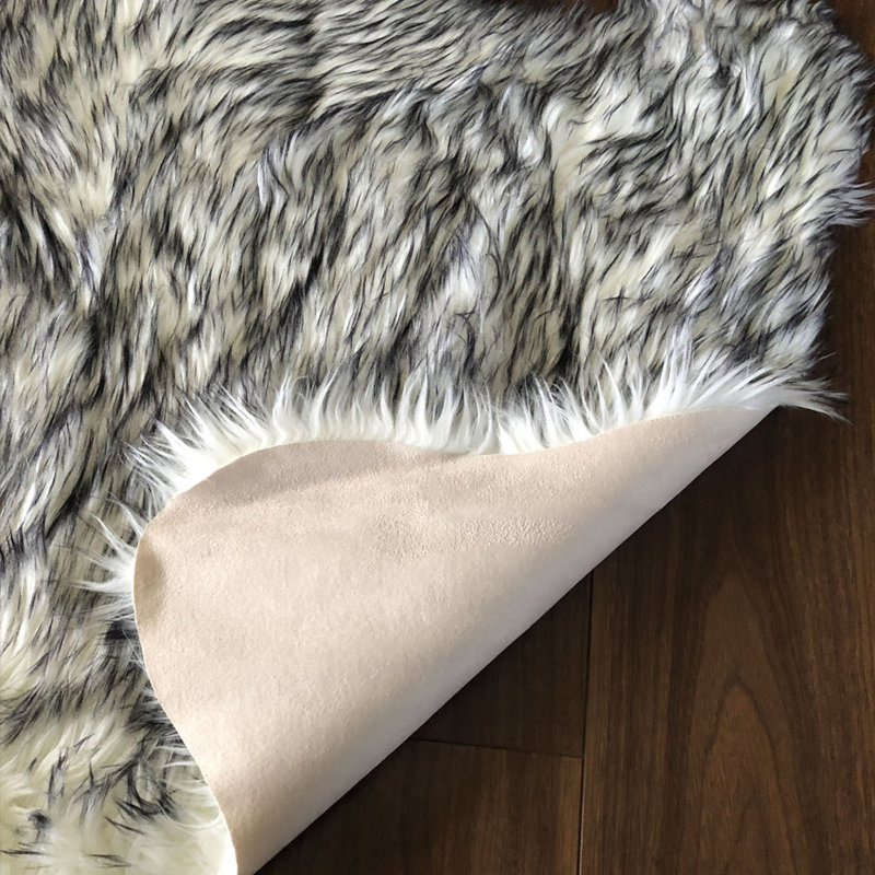 Tapis gris / blanc / noir en acrylique tissé à plat Novelty, Nouveauté 3 pi 11 po x 5 pi 11 po