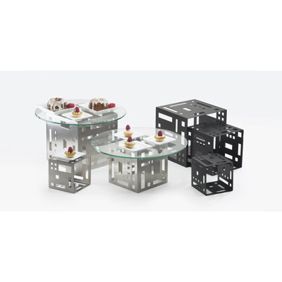 Montant cubique carré de 9 po