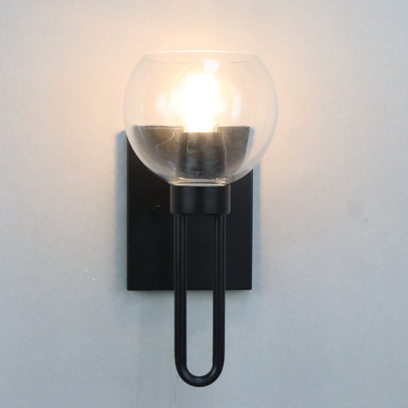 Damitra Armed Sconce, Black