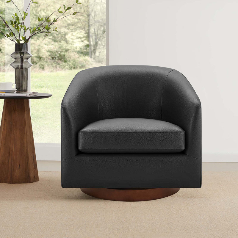 Fauteuil demi-tonneau Bennett, Charmant cuir végétalien noir