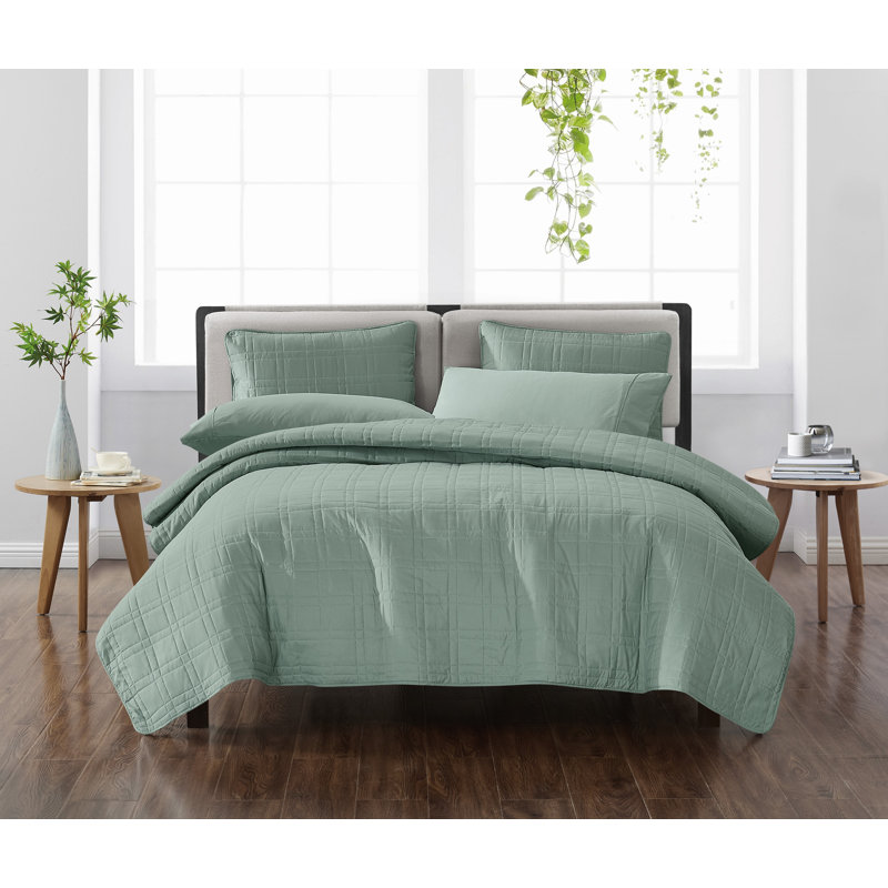 Cannon Solid Quilt Set, Queen Quilt + 2 Shams, Green