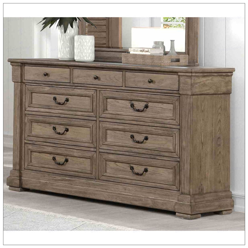 Commode patinée avec miroir