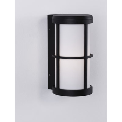 Outdoor Armed Sconce