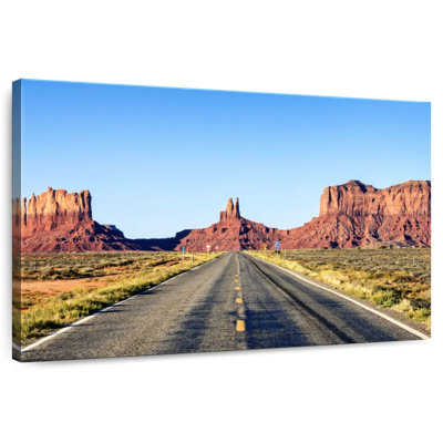 Mehar Road To Monument Valley