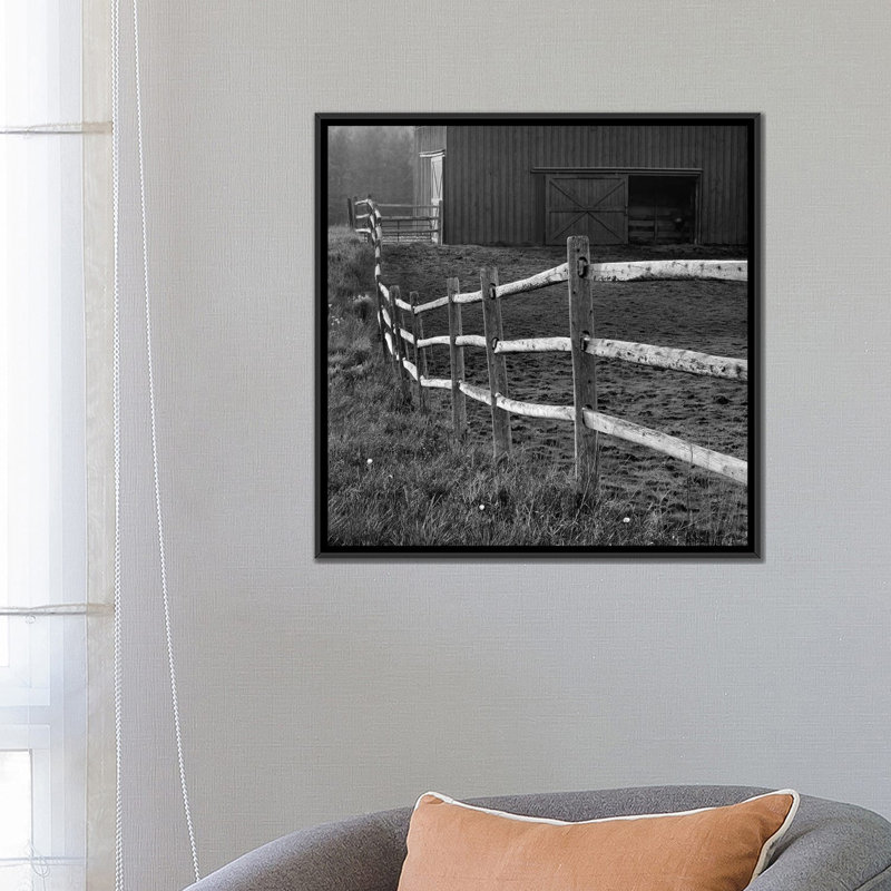 «Barn Fence», photographie sur toile, H 18 po x l 18 po x P 1,5 po, Pas de tapis, Toile encadrée noire