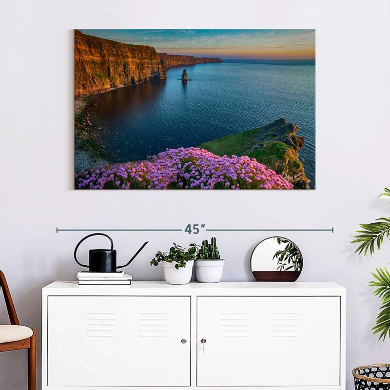 Ravi, vue panoramique sur les falaises de Moher, H 26 po x l 39 po