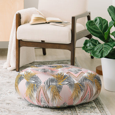 Coussin décoratif à motif géométrique tropical marta barragan camarasa