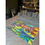 Tapis multicolore à motif de perroquet tropical, de singe et de silhouette humaine Barcelona Collection-344370299
