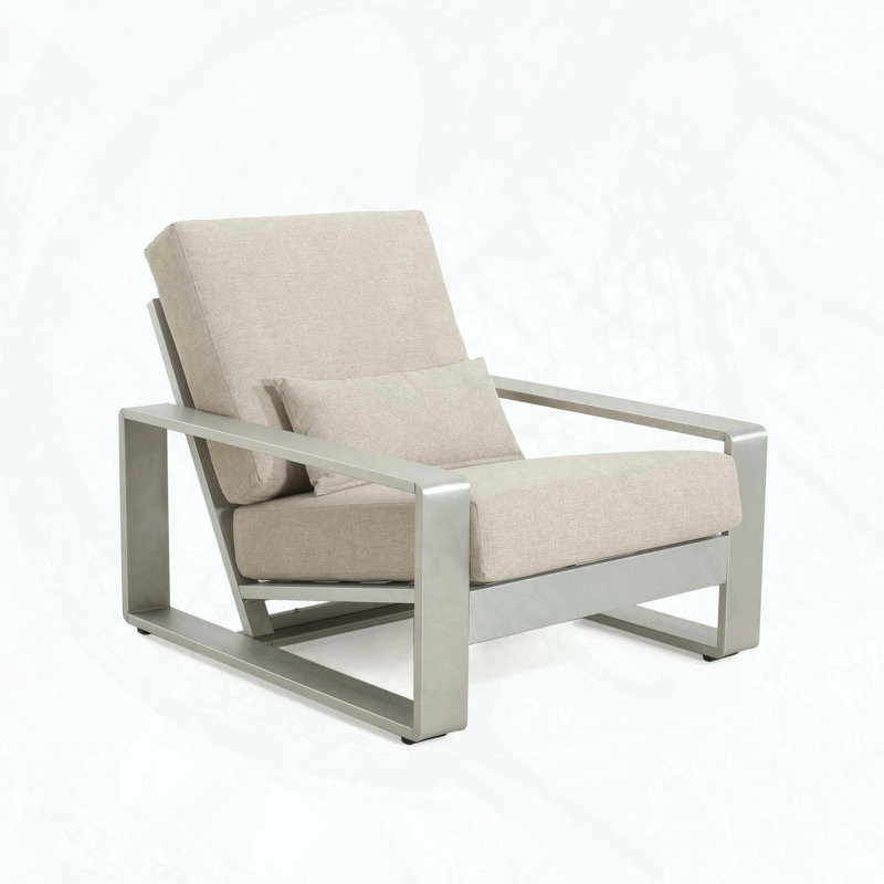 Chaise longue en aluminium avec coussin beige - Légère et ergonomique pour le patio ou la plage