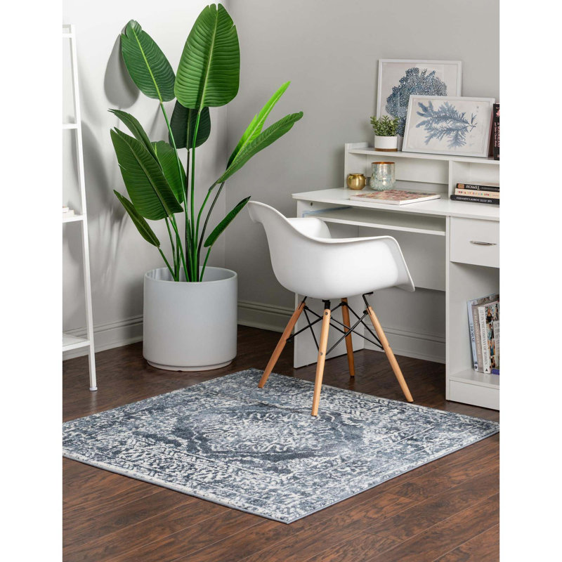 Boylan Oriental Indoor Rug, Square 7'10"