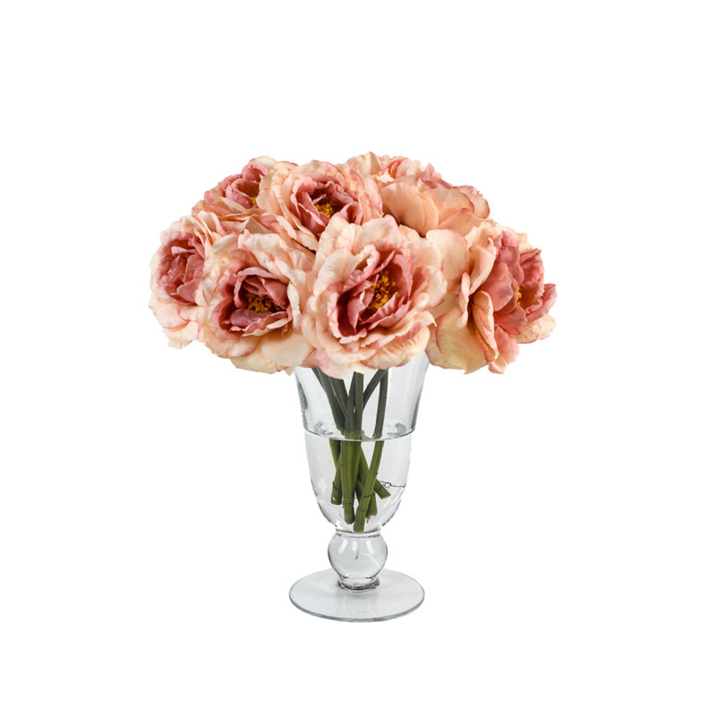 Roses Eftime dans un vase
