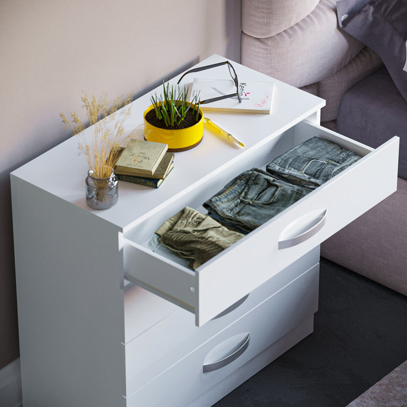 Arkadij 4 - Drawer High Gloss Chest of Drawers With Metal Runners, Modern Bedroom Storage Cabinet, White
