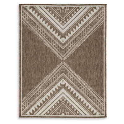 Akbez Chevron Indoor / Outdoor Rug