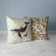 Coussin décoratif intérieur / extérieur Whale and Petals Tales-106878172-106878171