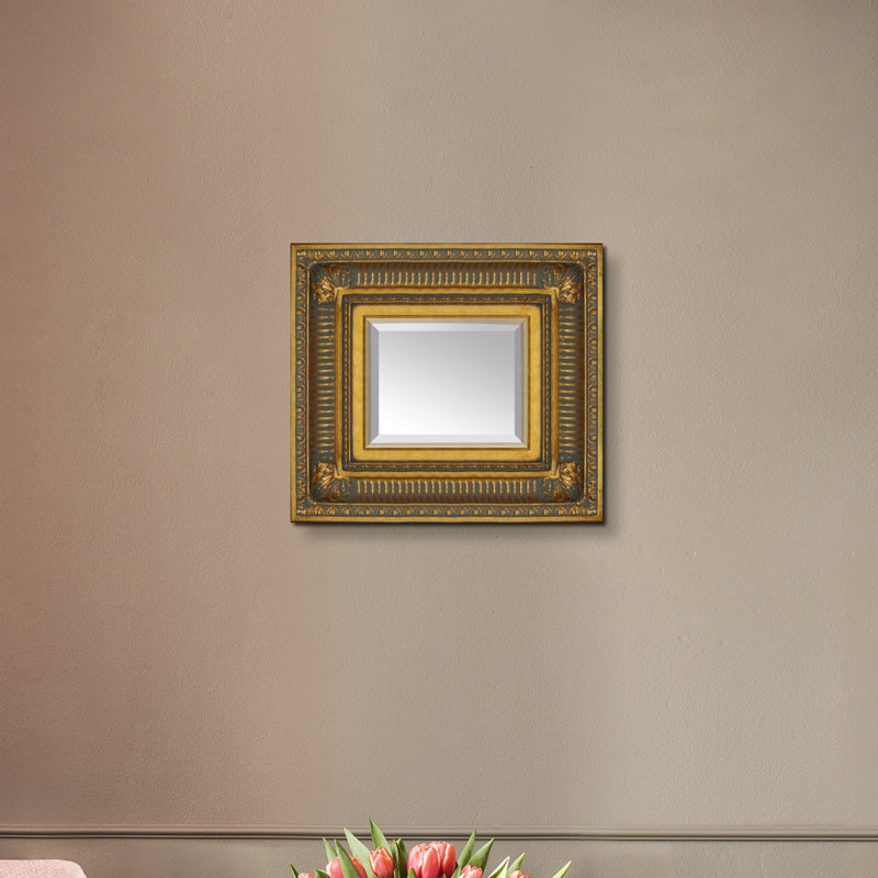 Miroir décoratif biseauté traditionnel Verret, 18,5 po x 16,5 po