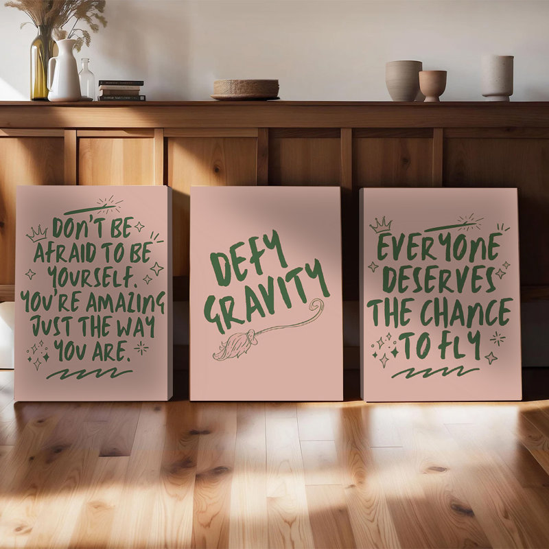 Ensemble de 3 affiches murales encadrées, citations inspirantes sur toile : « N’aie pas peur d’être toi-même, tu es formidable tel que tu es, défie la gravité, chacun mérite de voler ». Décoration motivante pour chambre, salon ou bureau.