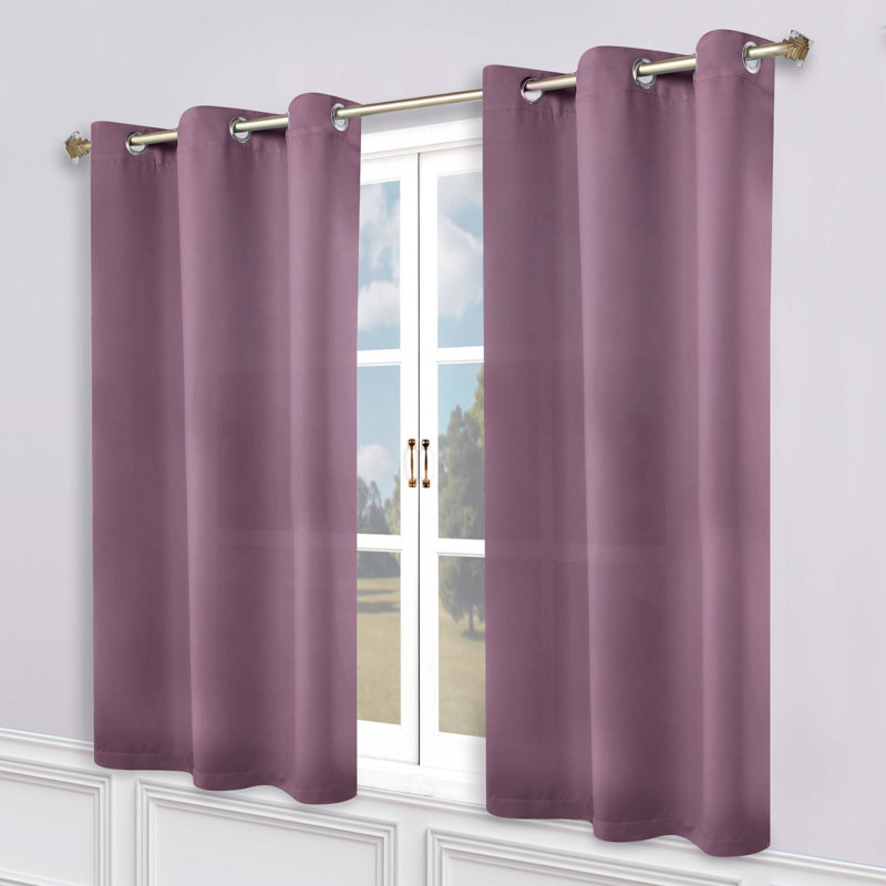 Paire de rideaux obscurcissant avec œillets Millendon, Glycine, L 46 po x L 63 po