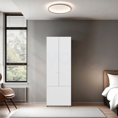 Armoire-penderie blanche à 3 portes avec 4 tablettes