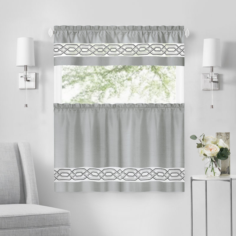 Ensemble de rideau de fenêtre semi-transparent en polyester 5 pièces Woven Trends Estebana, L 55 po x L 63 po, Argent