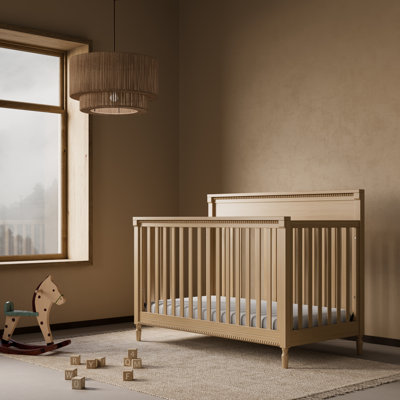 Lit de bébé convertible 5-en-1 Valencia avec garde-corps en prime