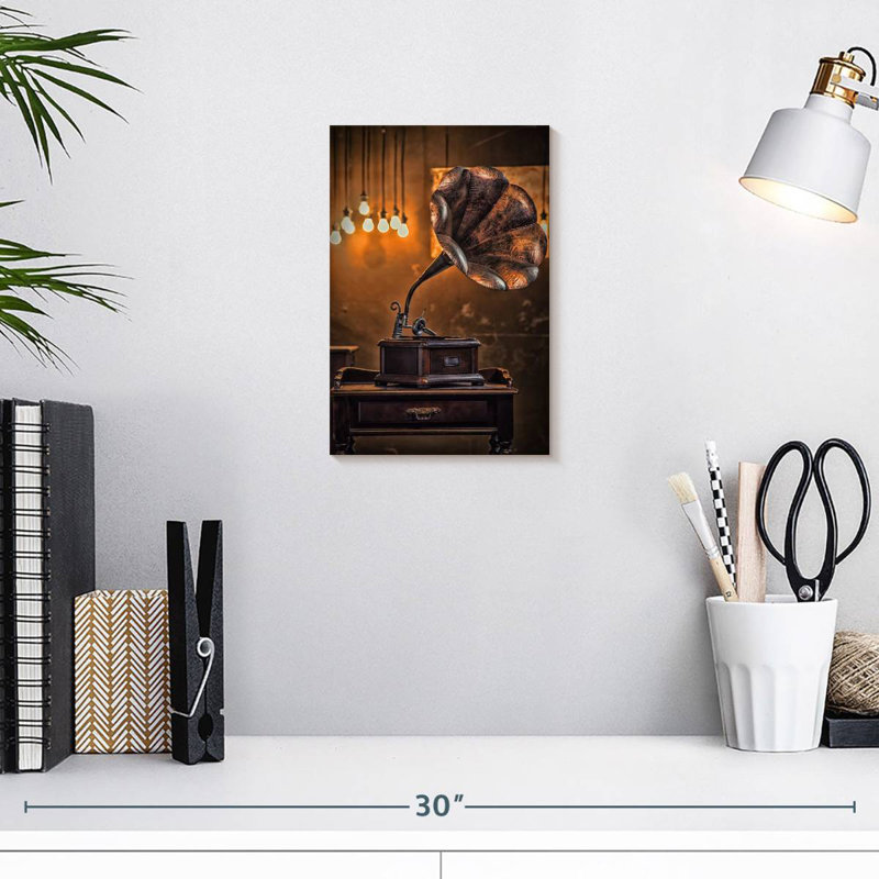 Gramophone antique, H 12 po x l 8 po