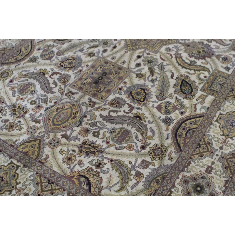 Magnolia Wool Oriental Area Rug in Beige/Brown