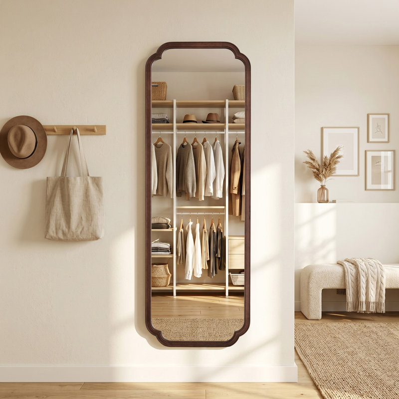 Miroir pleine grandeur en bois Mervine, 71 po x 24 po, Noyer