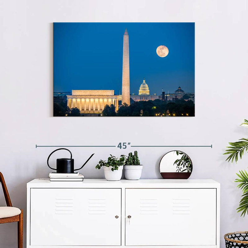 Sireci DC, 24" H x 36" W