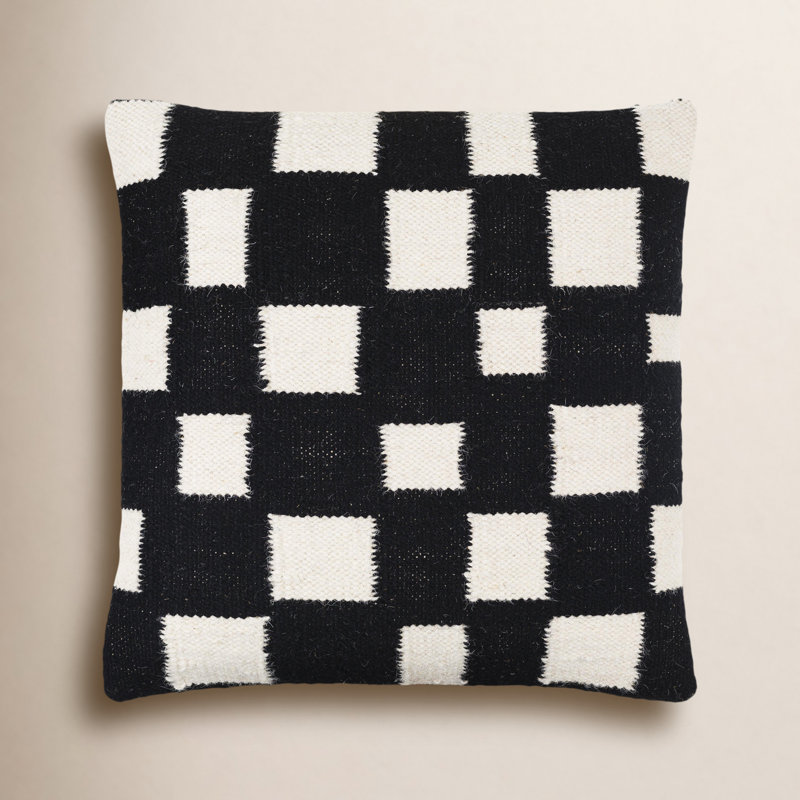Coussin Leonida, Noir de jais / blanc cassé, Polyester/ Bourre en polyester, H 22 po x l 22 po