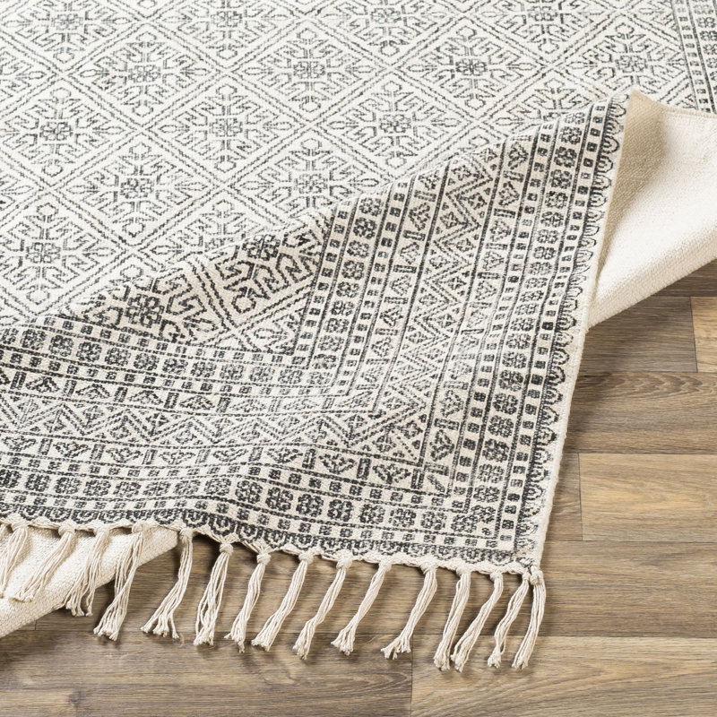 Handmade Black and Beige Cotton Rectangular Area Rug 5' x 7'