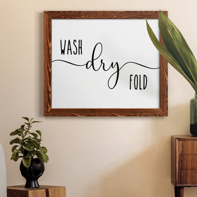 «Wash Dry Fold», art textuel sur toile