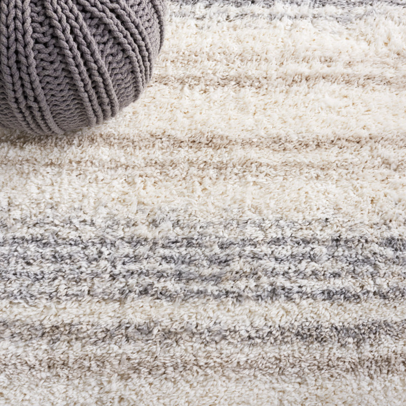 Tapis ivoire / gris Fontana 832, Rectangle 5 pi 3 po x 7 pi 6 po