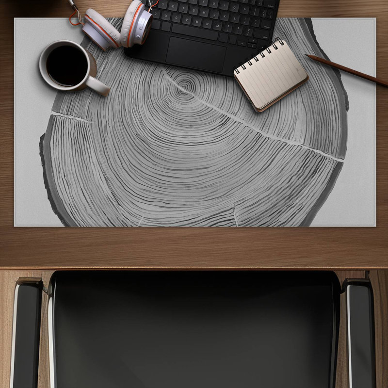 Grayscale wood log - 14.00"x24.25" Desk mat