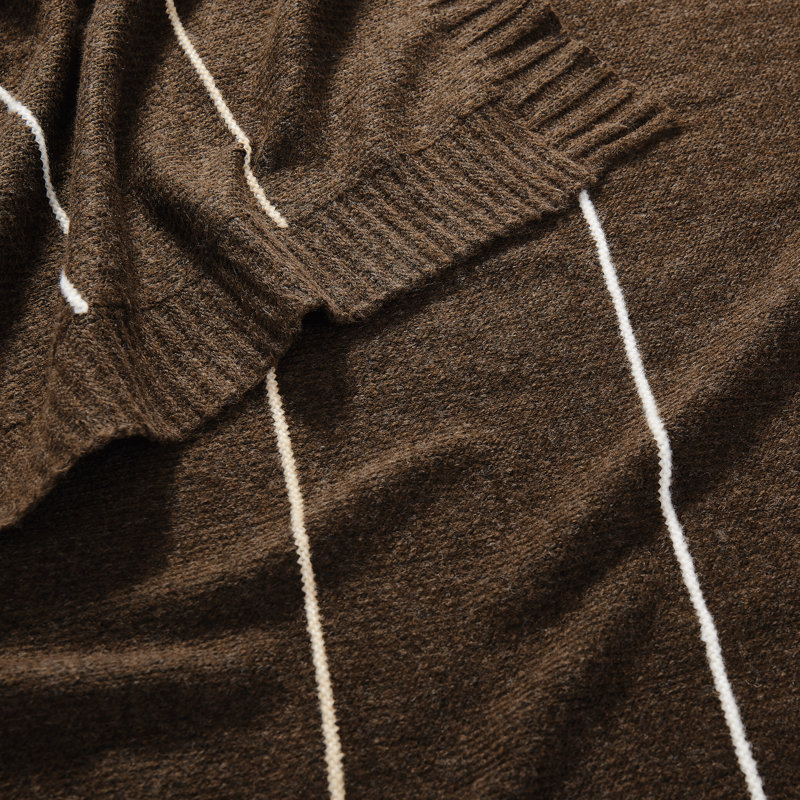 Jeté rayé en tricot Brooklyn Loom, Brown