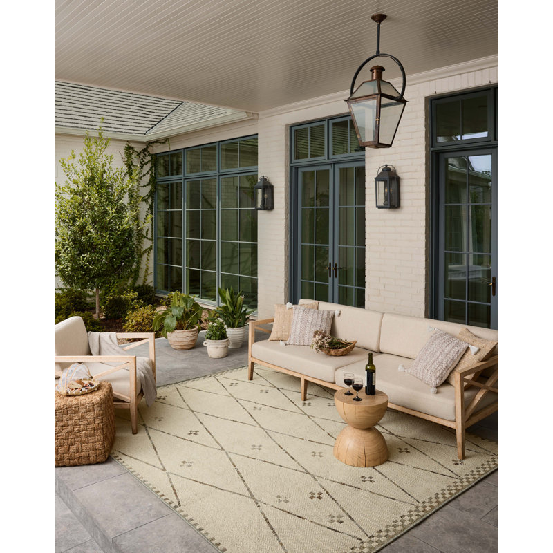 Loloi Saylor Ivory / Pebble Indoor/Outdoor Area Rug, Rectangle 2'3" x 3'9"