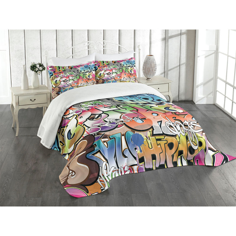 Urban Graffiti Multicolor Quilted Queen Bedspread Set