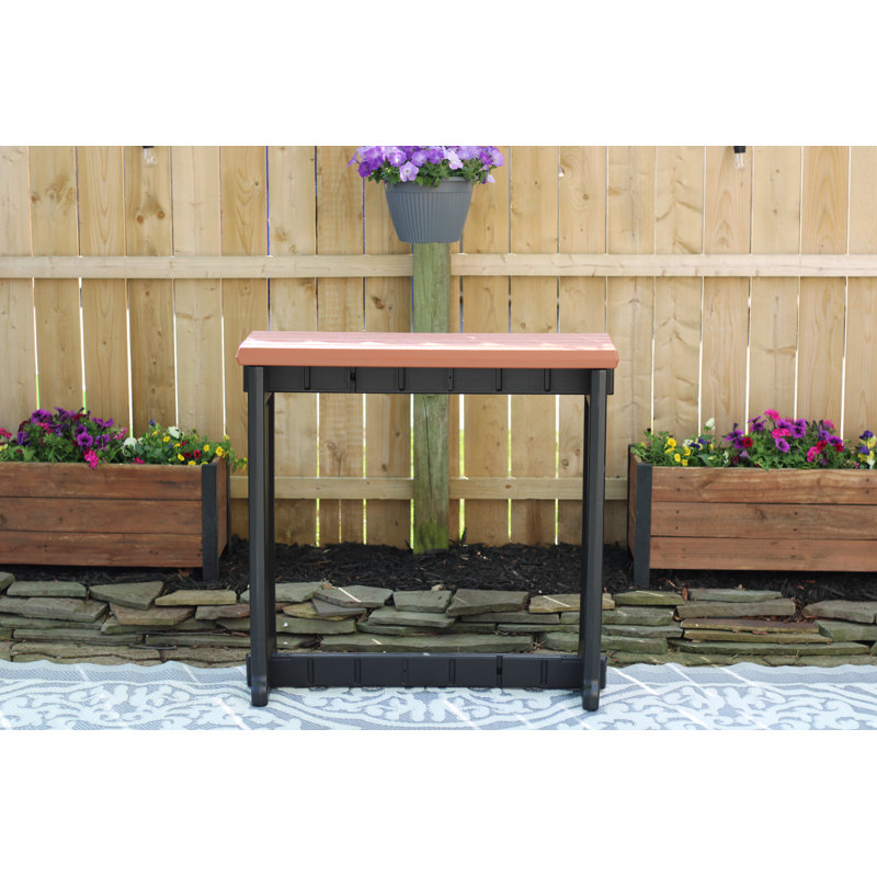 Domic Arlmont & Co. Seat, Redwood