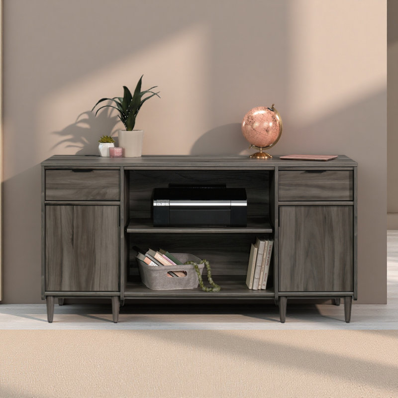 Crédence moderne avec finition en bois élégant