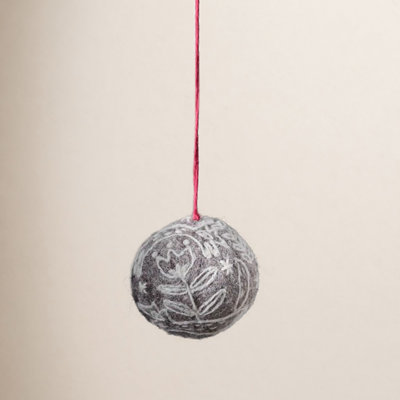 3" Bauble