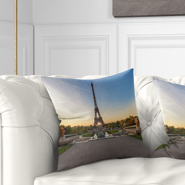 Coussin lombaire cityscape tour à soleil de paris, null