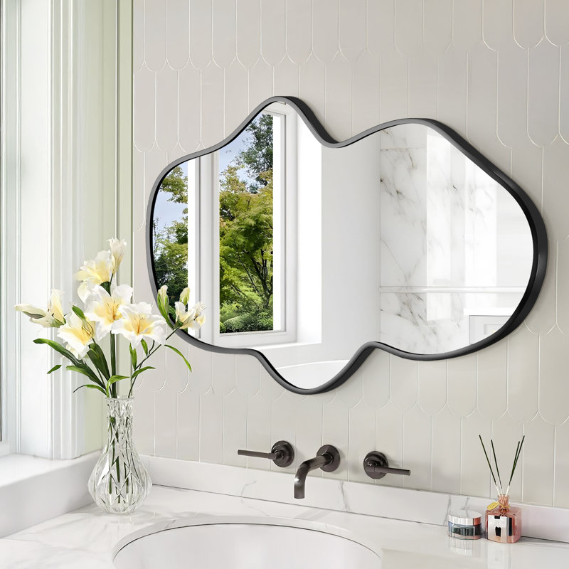 Miroir mural asymétrique, 43 po x 26 po, Doré