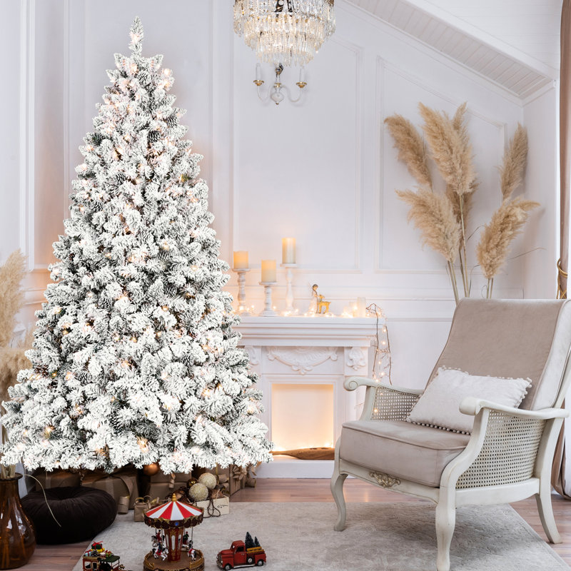 Arbre de Noël de 7 pi, floqué avec 500 lumières Ul, 45 branches de pin, branches enneigées, branches articulées, support en métal robuste - assemblage facile et arbre de 7 pi, construction 1124, idée de base pour la décoration d'hiver