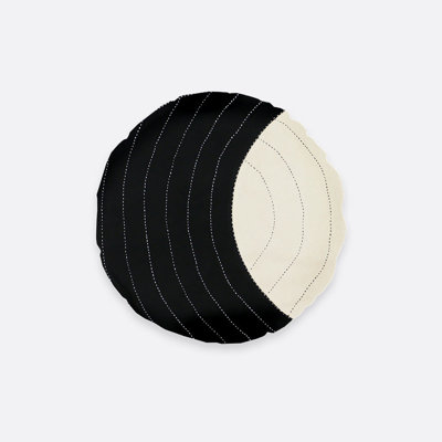 Crescent Circular Pillow Cover & Insert