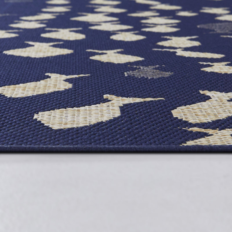 Tapis bleu marine en polypropylène tissé à la machine Uptal, Rectangle 5 pi 3 po x 7 pi