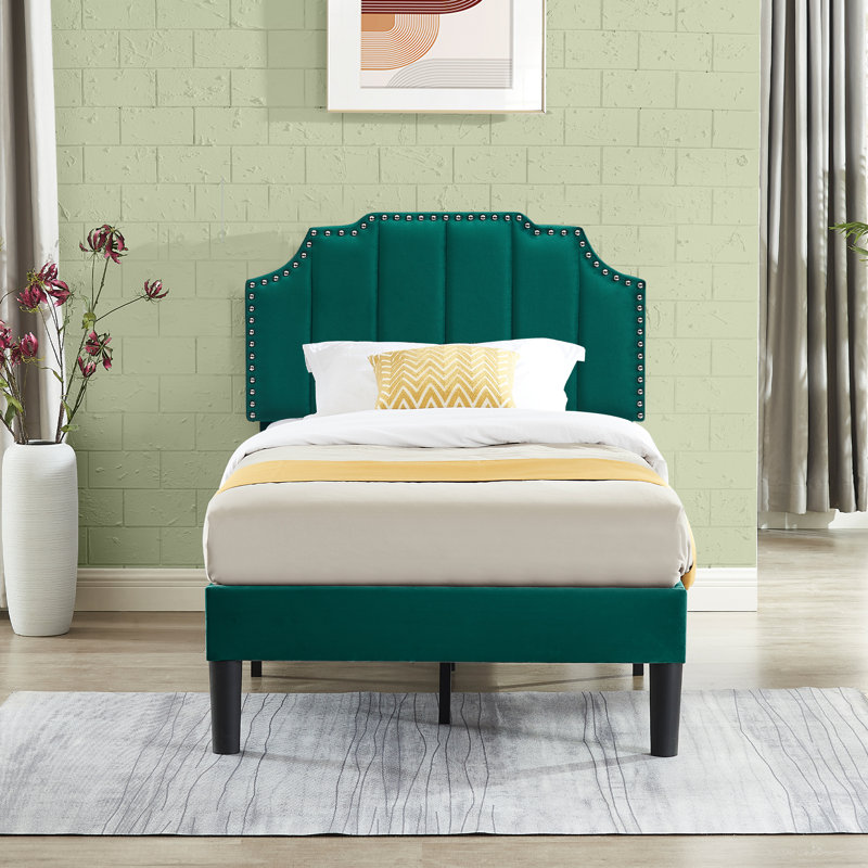 Lit plateforme tapissier avec tête de lit réglable Auxter, Lit simple, Vert